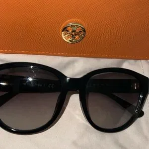 Tory Burch | Accessories | Tory Burch Euc Sunglasses No  display picture 3